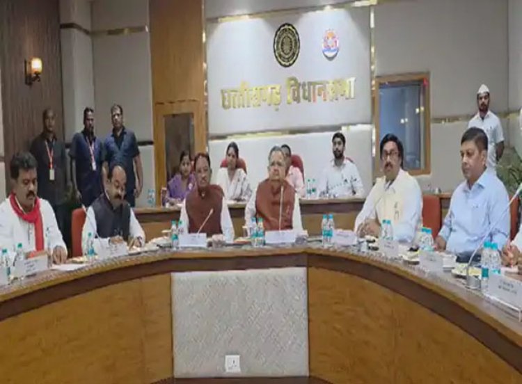 पीएम मोदी के दौरे को लेकर सीएम साय और डॉ. रमन सिंह ने ली बैठक