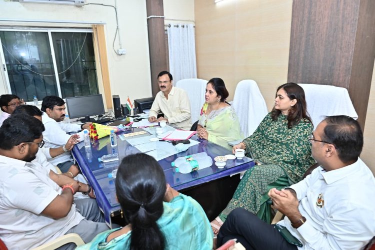 महापौर मीनल चौबे ने जोन 10 में कार्यों की समीक्षा पार्षदो सहित कर दिये आवश्यक निर्देश