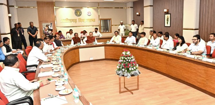 प्रधानमंत्री  नरेन्द्र मोदी के छत्तीसगढ़ आगमन की तैयारियों को लेकर उच्च स्तरीय बैठक सम्पन्न