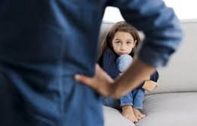 टीचर है या हैवान! शिक्षिका ने 6 साल की बच्ची को अगरबत्ती से जलाया, पूरा मामला जान रह जायेंगे दंग