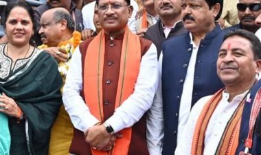 मुख्यमंत्री श्री साय ने पूर्व प्रधानमंत्री स्वर्गीय  लाल बहादुर शास्त्री का स्मरण करते हुए कहा कि शास्त्री जी  का भारतीय स्वतंत्रता संग्राम और स्वतंत्र भारत के निर्माण में योगदान अविस्मरणीय है।