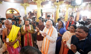 केंद्रीय गृह मंत्री अमित शाह ने की मां दंतेश्वरी की पूजा-अर्चना