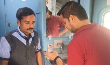 स्वच्छता पखवाडा के पांचवें दिन “स्वच्छ रेलगाड़ी” थीम पर मंडल के सभी स्टेशनों में आयोजित किए गए स्वच्छता से सम्बंधित विभिन्न गतिविधियां  