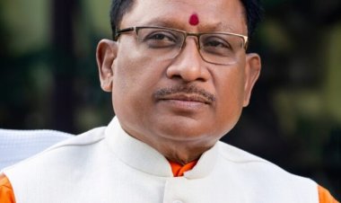 दिल्ली रवाना हुआ सीएम साय, राष्ट्रपति और उपराष्ट्रपति से करेंगे मुलाकात, छत्तीसगढ़ आने का देंगे निमंत्रण