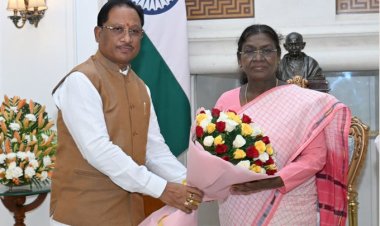 मुख्यमंत्री विष्णुदेव साय ने नई दिल्ली में राष्ट्रपति द्रौपदी मुर्मू से की सौजन्य भेंट