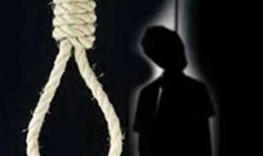 CG – ड्यूटी पर तैनात भृत्य की कोर्ट परिसर के अन्दर फंदे से झूलती मिली लाश, मचा हड़कंप…