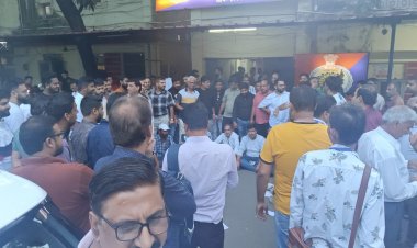 ब्रेकिंग रायपुर -  छत्तीसगढ़ क्रांति सेना के अध्यक्ष अमित बघेल के खिलाफ सिंधी समाज पहुंचा थाना,,