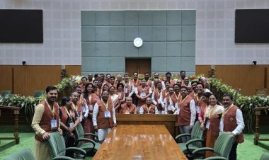 आज नवा रायपुर में देश के यशस्वी प्रधानमंत्री  नरेन्द्र मोदी जी ने प्रदेश की नई विधानसभा भवन का लोकार्पण किया, कार्यक्रम में  विधायक  सुनील सोनी  शामिल हुए।