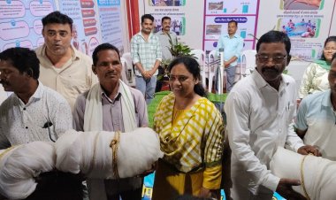 जिला अस्पताल में ‘दीदी की रसोई’ का विधायक सुश्री उसेंडी ने किया शुभारंभ   मरीजों को मिलेगी सस्ती और स्वच्छ भोजन सुविधा