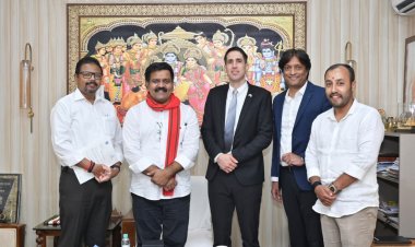 उपमुख्यमंत्री  विजय शर्मा से इस्राइल के आर्थिक प्रतिनिधि  यैर ओशेरॉफ की सौजन्य भेंट