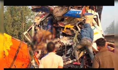Big Accident : जबरदस्त भिड़ंत के बाद आग का गोला बना ट्रक, दो की मौत