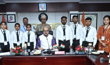  राज्यपाल  रमेन डेका ने विद्यार्थियों और लखपति दीदियों को किया सम्मानित