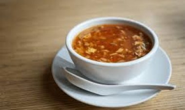 सर्दी में गर्मी का एहसास दिलाएगा ये हॉट एंड सॉर सूप, घर पर बनाएं होटल जैसा सूप, ये है रेसिपी