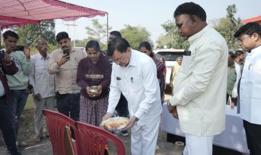 केबिनेट मंत्री श्री देवांगन ने किया धान खरीदी का शुभारम्भ