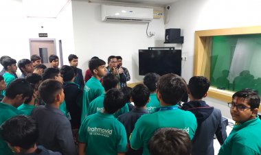 बीटीजीएस के कक्षा 8 के छात्रों ने पत्रकारिता विश्वविद्यालय में किया मीडिया जगत का अनुभव… 