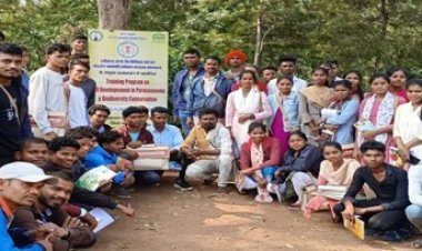 वन मंत्री  केदार कश्यप ने कहा कि मुख्यमंत्री  विष्णु देव साय की सरकार का यह प्रयास आदिवासी युवाओं को कौशल, ज्ञान और रोजगार उपलब्ध कराने के साथ-साथ जैव विविधता संरक्षण को भी सशक्त बना रहा है।