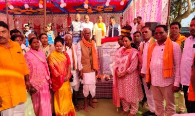 विधायक सुश्री लता उसेंडी ने कोंडागांव और माकड़ी विकासखंड के विभिन्न गांवों को दी विकास कार्यों की सौगात लगभग 05 करोड़ 53 लाख रूपए के निर्माण कार्यों का किया लोकार्पण व भूमिपूजन