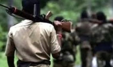 हिड़मा की मौत के बाद कमजोर हुआ नक्सल संगठन, आज एक साथ 37 नक्सली करेंगे आत्मसमर्पण