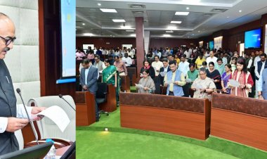  संविधान दिवस पर मंत्रालय में मुख्य सचिव ने मंत्रालयीन अधिकारियों को भारत के संविधान उद्देशिका का कराया सामूहिक वाचन