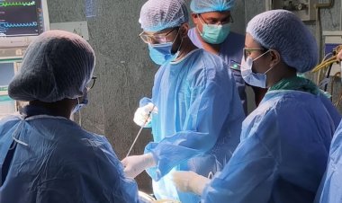 सिम्स में हाइडेटिड सिस्ट का पाँचवाँ सफल दूरबीन ऑपरेशन