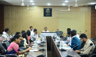 एकलव्य विद्यालय के जिला स्तरीय समिति की हुई बैठक