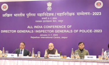 प्रधानमंत्री नरेंद्र मोदी रायपुर पहुँचे : रायपुर में 60 वां अखिल-भारतीय DGP-IGP सम्मेलन