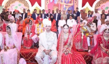 सामूहिक विवाह समारोह : मुख्यमंत्री ने अपने बेटे की शादी सामूहिक विवाह में रचाई