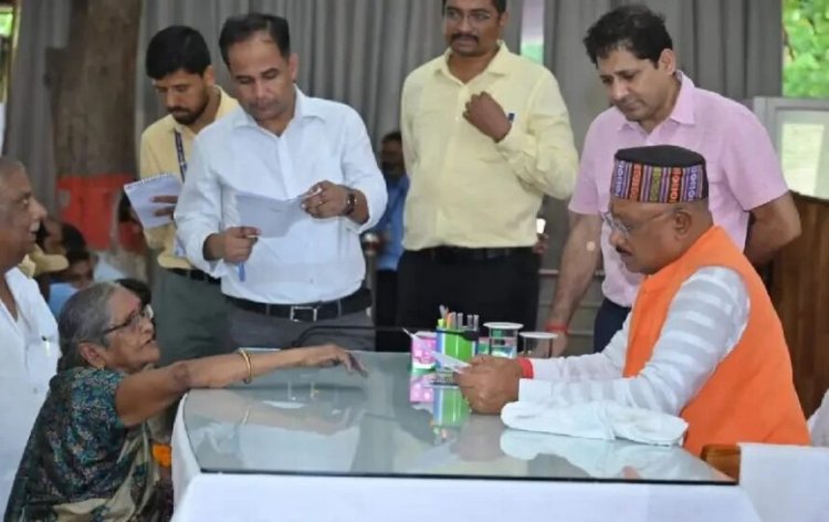 CG : मुख्यमंत्री निवास में आज होगा जनदर्शन, सीएम साय जनता से सीधे संवाद कर समस्याओं का करेंगे निराकरण