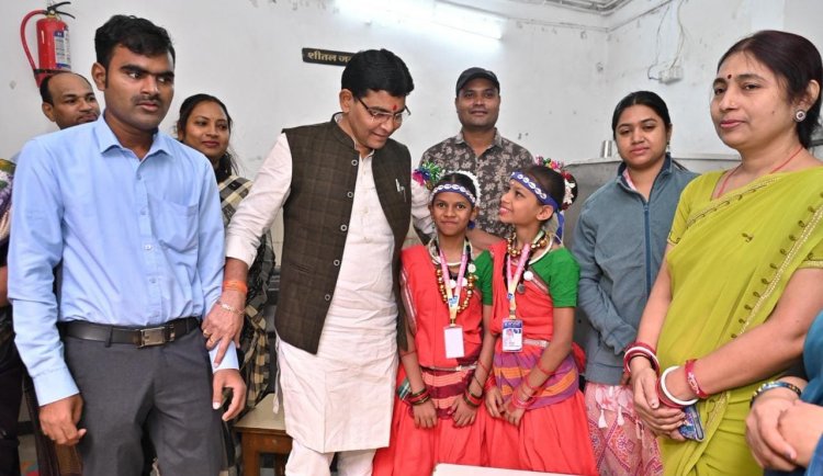 बाल दिवस पर मंत्री वर्मा बने बच्चों के प्रेरणास्रोत – दृष्टि एवं श्रवण बाधितार्थ विद्यालय में जगाई आत्मविश्वास की लौ