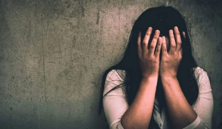 CG : महिला से सामूहिक दुष्कर्म, पति के दोस्तों ने घर में घुसकर बुझाई हवस, तीन आरोपी गिरफ्तार