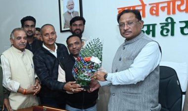 मुख्यमंत्री विष्णु देव साय से कुंभकार समाज के प्रतिनिधि मंडल की सौजन्य मुलाकात