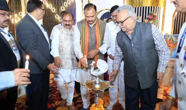 स्वास्थ्य मंत्री  श्याम बिहारी जायसवाल ने द्वितीय नेशनल होम्योपैथिक सेमिनार का किया शुभारंभ