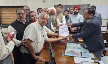 चेम्बर प्रदेश अध्यक्ष सतीश थौरानी ने बाजारों का किया निरीक्षण, व्यापारियों का जताया आभार