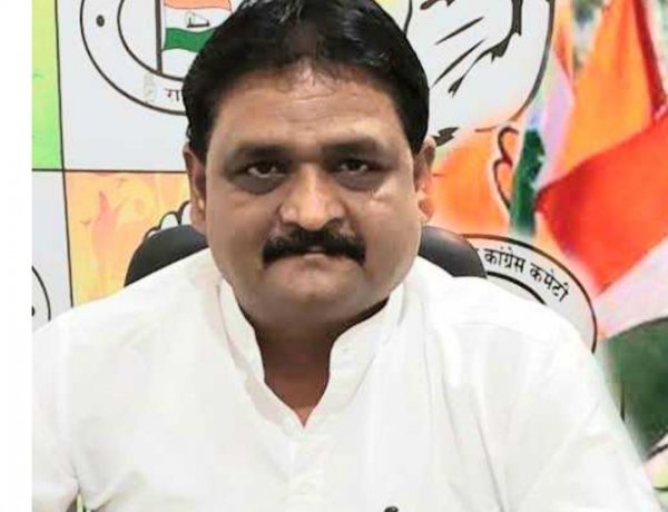 नीट परीक्षा के लिए वायुसेना लगाना मोदी सरकार की बेचारगी - कांग्रेस