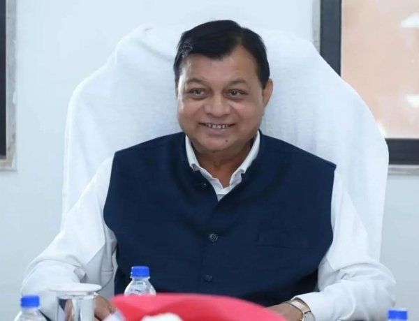 रायपुर : मुआवजा, पुनर्वास के बाद ही मानिकपुर खदान की जनसुनवाई : उद्योग मंत्री ने एसईसीएल को दिए निर्देश