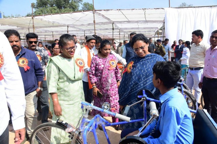 अंतर्राष्ट्रीय दिव्यांगजन दिवस पर एनसीसी मैदान में हुआ भव्य आयोजन