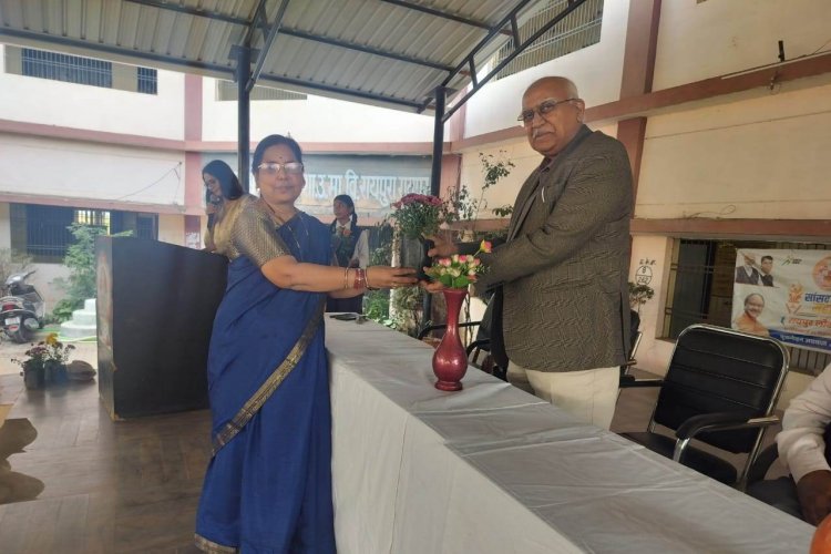 ’भोपाल गैस त्रासदी के सबक : वैज्ञानिक चेतना, औद्योगिक जवाबदेही और सुरक्षित भविष्य की आवश्यकता पर विशेषज्ञों ने रखे विचार’