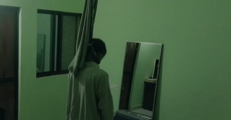 दोस्तों से विवाद के बाद युवक ने लगाई फांसी, आत्महत्या से पहले बनाया वीडियो, इन लोगों को बताया मौत का जिम्मेदार