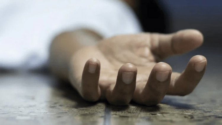 CG – पति ने पहले की पत्नी की हत्या, फिर ट्रेन के आगे कूदकर जान दी, सुसाइड नोट में लिखा-मैं तुम्हारे बिना…..