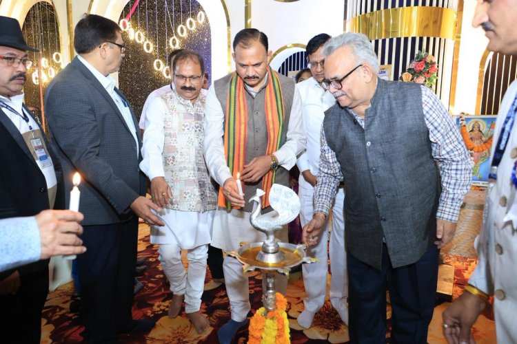 स्वास्थ्य मंत्री  श्याम बिहारी जायसवाल ने द्वितीय नेशनल होम्योपैथिक सेमिनार का किया शुभारंभ