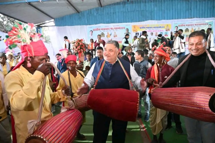 पर्यटन एवं संस्कृति मंत्री  राजेश अग्रवाल प्रांतीय मझवार महासम्मेलन में हुए शामिल