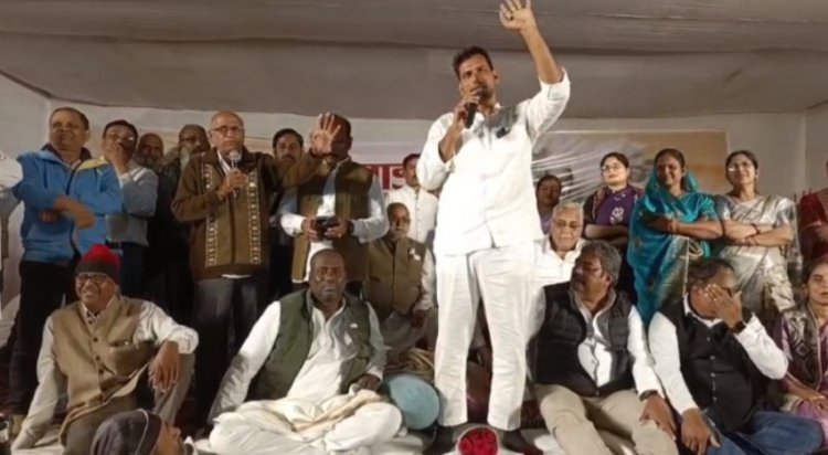 CG : विधायक देवेंद्र यादव का सत्याग्रह पांच दिन बाद समाप्त, जानें किन मांगों पर बनी सहमति