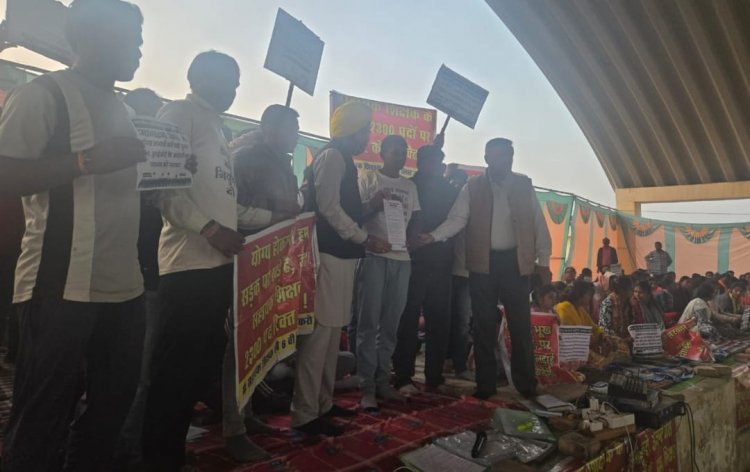 डी. एड. अभ्यर्थियों को अतिशीघ्र नियुक्ति के लिए पार्टी करेगी आंदोलन में अंत तक सहयोग - जसबीर सिंह चावला।