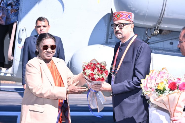 राष्ट्रपति द्रौपदी मुर्मू का जशपुर आगमन पर आत्मीय स्वागत….