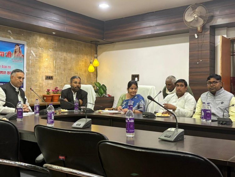 ऋण की अदायगी करने वाले दिव्यांगजनो का किया गया सम्मान