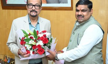 राज्यपाल श्री डेका को स्कूल शिक्षा मंत्री  गजेंद्र यादव ने दी नए वर्ष की शुभकामनाएं