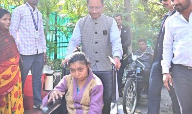 मुख्यमंत्री जनदर्शन में दिव्यांगजनों को मिली राहत