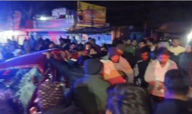 Accident : छत्तीसगढ़ में दिल दहला देने वाला सड़क हादसा, युवती समेत 2 की मौत…. कार के उड़े परखच्चे