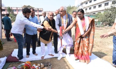 उत्तर विधानसभा में शिक्षा को सशक्त करने की ऐतिहासिक पहल शासकीय कन्या महाविद्यालय, देवेंद्र नगर में छात्रावास भवन निर्माण का भव्य भूमिपूजन सम्पन्न