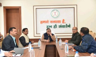 राजिम कुंभ की तैयारियां तेज: पर्यटन एवं संस्कृति मंत्री राजेश अग्रवाल ने नवा रायपुर स्थित आवासीय कार्यालय में की विस्तृत समीक्षा बैठक